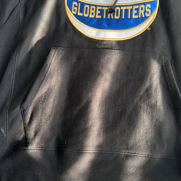 Harlem Globetrotters limited champions hoodie - Picture 3 of 3